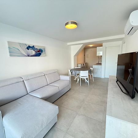 Residence Millefiori リニャーノ・サッビアドーロ エクステリア 写真