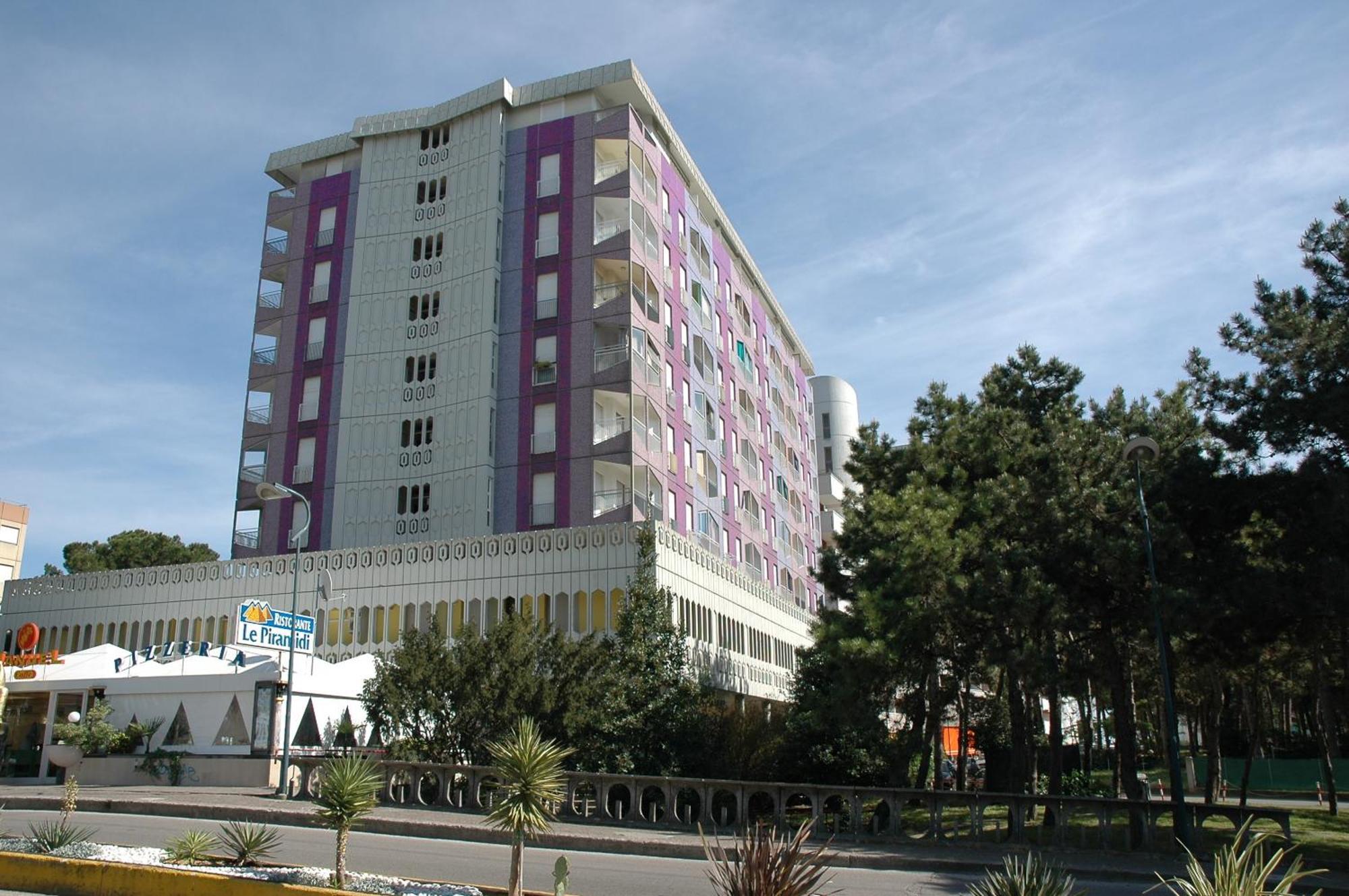 Residence Millefiori リニャーノ・サッビアドーロ エクステリア 写真